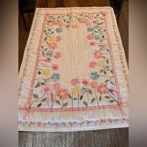 Pottery Barn Kids Floral Appliqué Quilt – Pink Pastel Garden Design